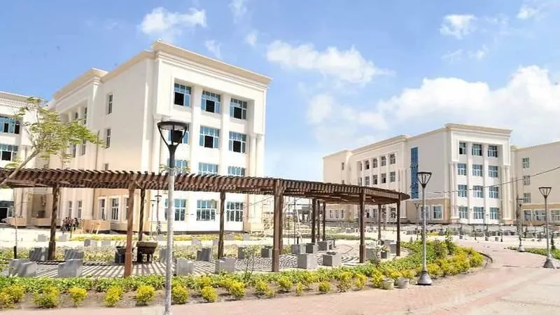 بدء الأسبوع التعريفي ببرامج جامعة حلوان الأهلية..الاثنين