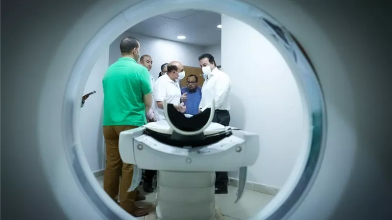 وزير الصحة يوجه باستحداث جهاز الماموجرام بمستشفى أسوان التخصصي