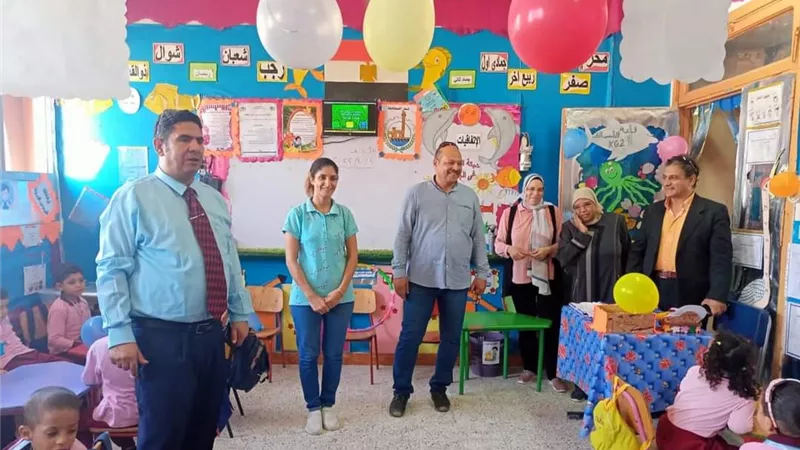 مدارس العبور تتزين لاستقبال الطلاب
