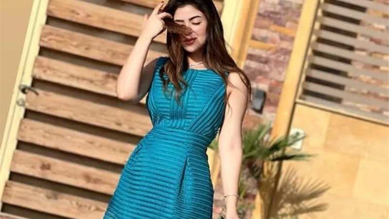 ميرنا جميل تخطف القلوب بإبتسامة جذابة.. شاهد