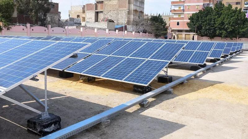محافظ الإسكندرية: الاستعانة بـ 40 اتوبيس كهربائي.. وأطلقنا أول سوق بـ