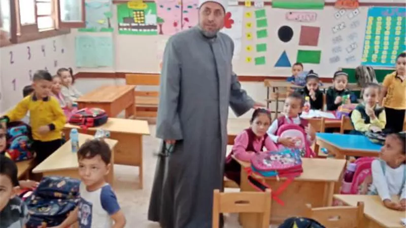 الجنيدى: استقرار العملية التعليمية بمعاهد الازهرية فى الشرقية
