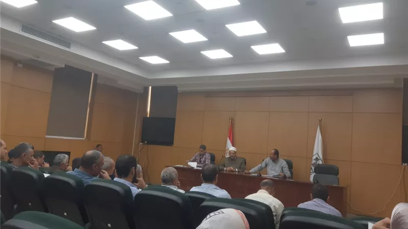 لجان لمراجعة اشتراطات الامن والسلامة بدور وأماكن العبادة ببنى سويف