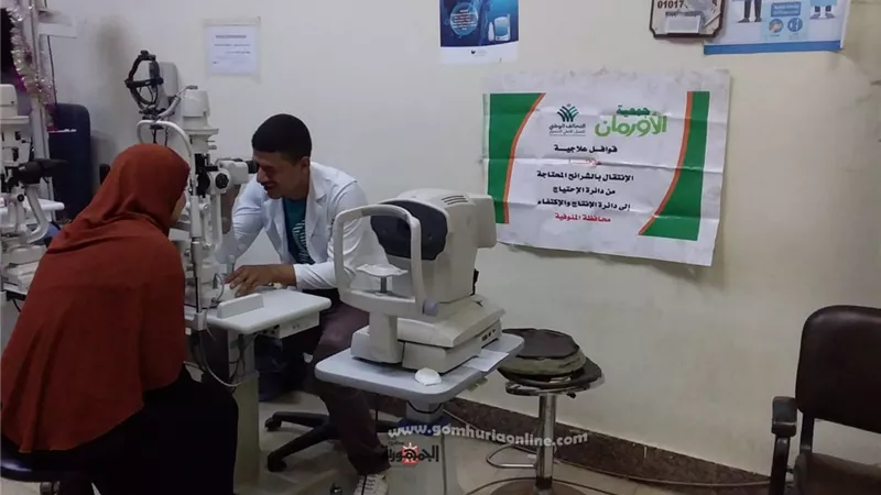الكشف الطبي على 140مريض بالمجان فى 4 قرى بمحافظة المنوفية