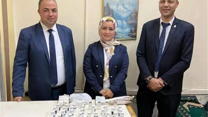 ضبط عراقي حاول تهريب أمبولات دوائية حول جسده في المطار