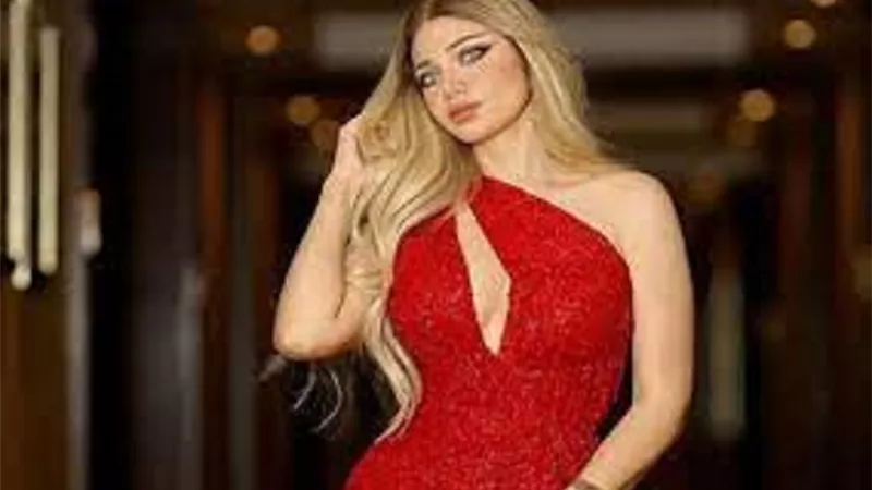 ياسمين الخطيب تشارك جمهورها إطلالة جذابة فى أحدث ظهور .. شاهد