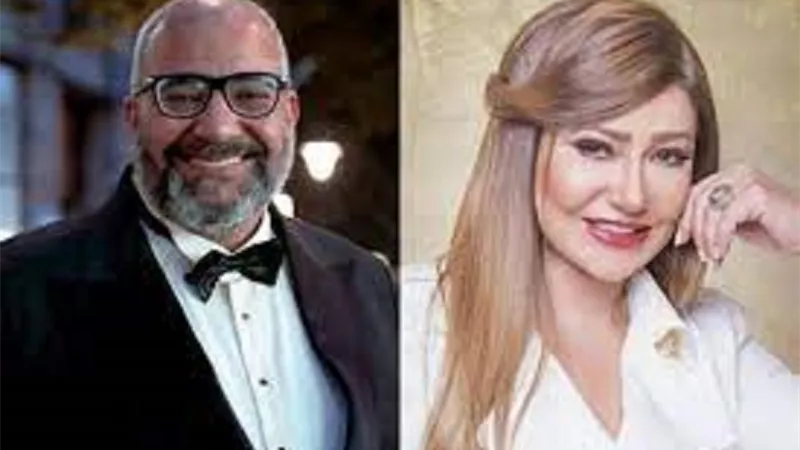 ليلى علوى موظفة فى بنك وزوجة بيومى فؤاد فى 