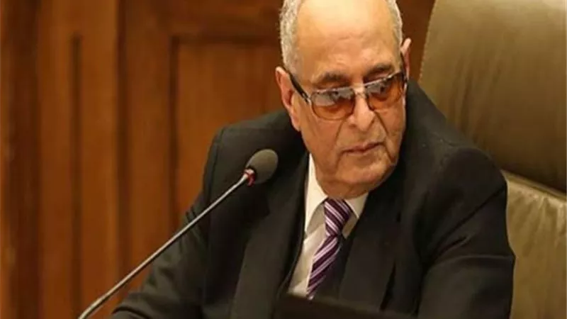 وكيل الشيوخ يدعو الأعضاء لتقديم مقترحاتهم بشأن تشكيل اللجان النوعي