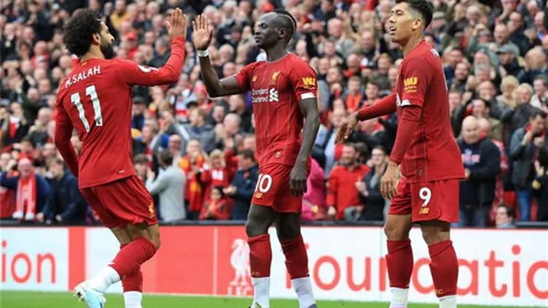 نجم ليفربول: الفريق كان مصدومًا ومحطمًا بعد رحيل ساديو ماني
