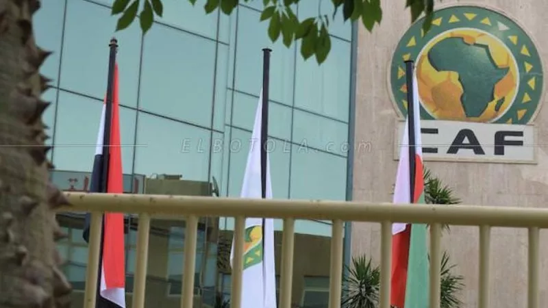 الإتحاد الأفريقى يقرر إيقاف مدرب مصرى 5 سنوات .. تعرف على السبب