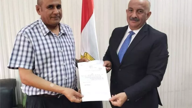 محمد غريب رئيسا لقسم الاعلام بآداب الزقازيق