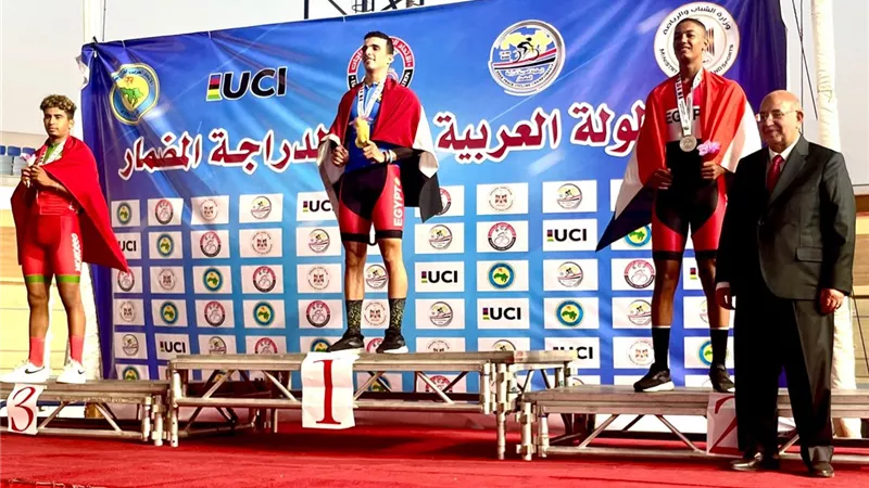 مصر تحصد 10 ميداليات في اليوم من البطولة العربية للدراجات بالقاهرة