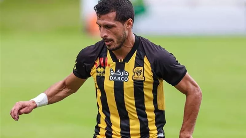 عقوبة جديدة على طارق حامد بعد الطرد أمام النصر السعودى