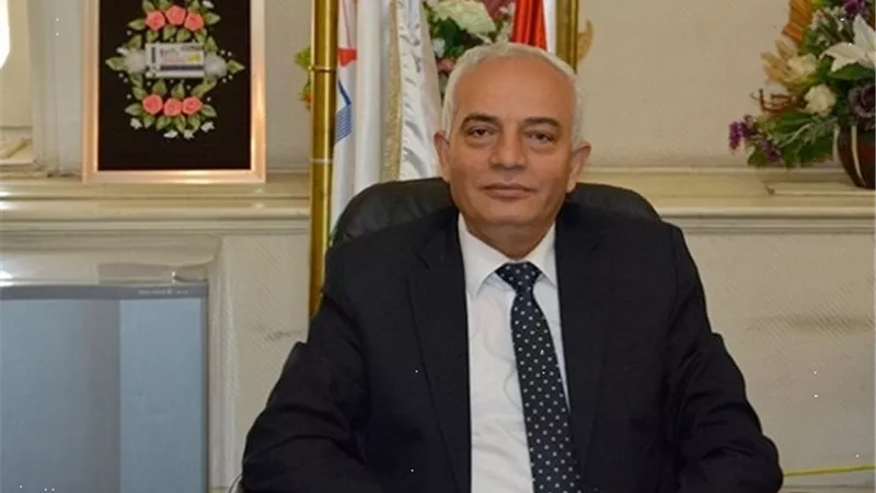 وزير التعليم يطالب بتفعيل المجموعات المدرسية