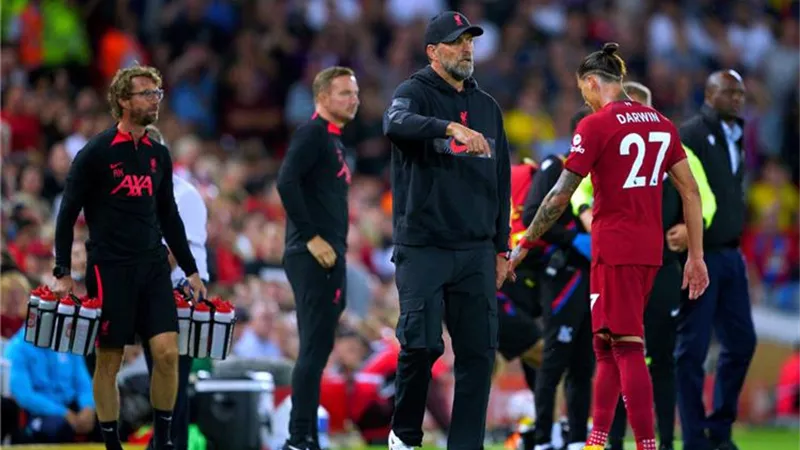 مهاجم ليفربول يفجر مفاجأة بشأن كلوب .. تعرف على التفاصيل
