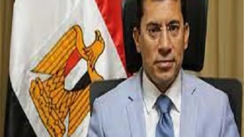 أشرف صبحي: الرئيس السيسي يعطي الأولوية للرياضة فى مصر
