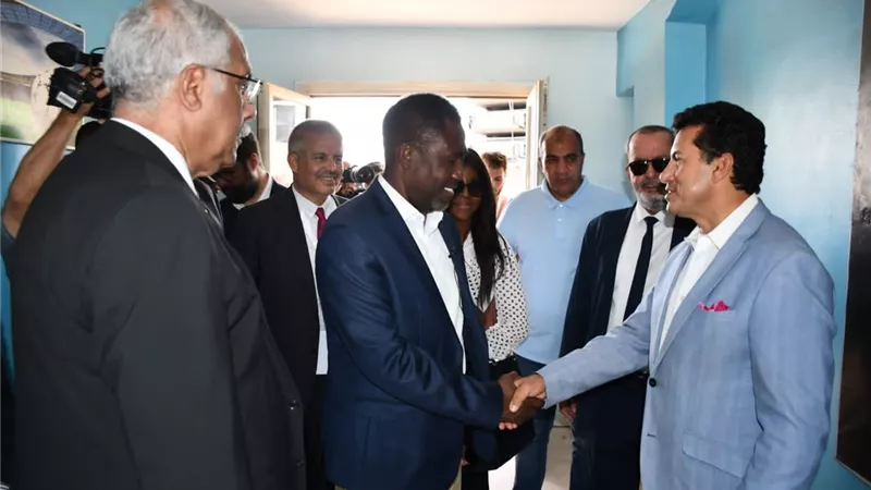 وزير الشباب : كل الدعم لبطولة إفريقيا للمدارس