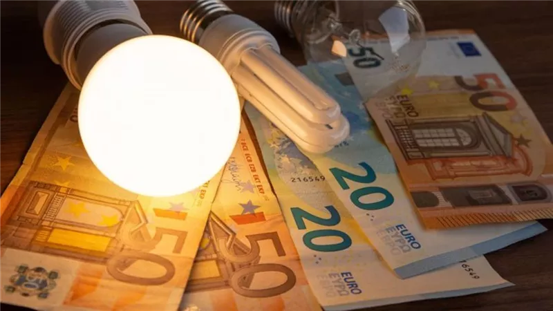 مظاهرة حاشدة ضد ارتفاع أسعار الكهرباء في وارسو