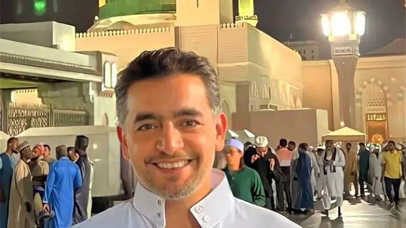 هانى سلامه يؤدى مناسك العمره ويعلق : من أطهر بقاع الأرض جمعة مباركة