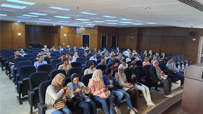 جامعة حلوان الأهلية تنظم أسبوعًا تعريفيًا للطلاب الجُدد