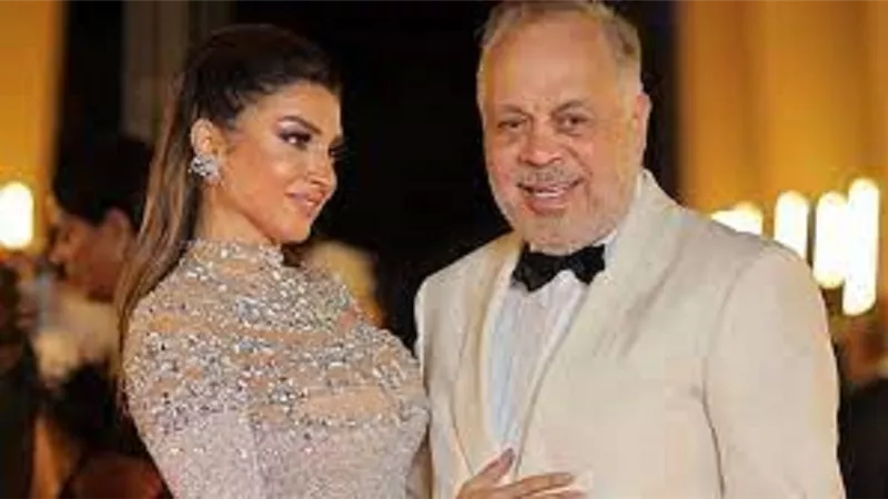 روجينا تخطف الانظار برفقة زوجها اشرف زكى