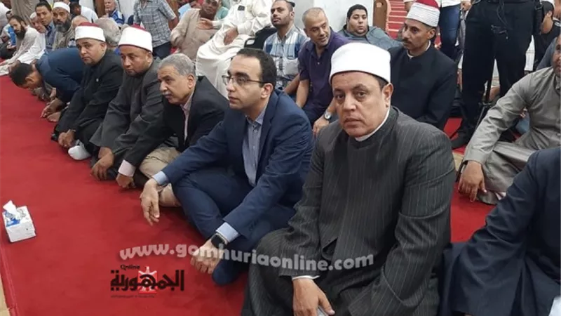 نائب محافظ الاسماعيلية يشهد الاحتفال بالمولد النبوى بمسجد الاسماعيلى