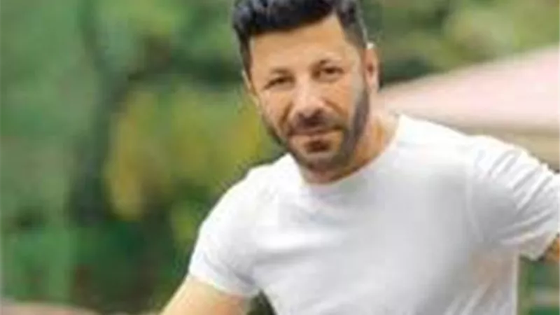 اياد نصار يتغيب عن العرض الاول لفيلمه الباب الاخضر بمهرجان الإسكندرية