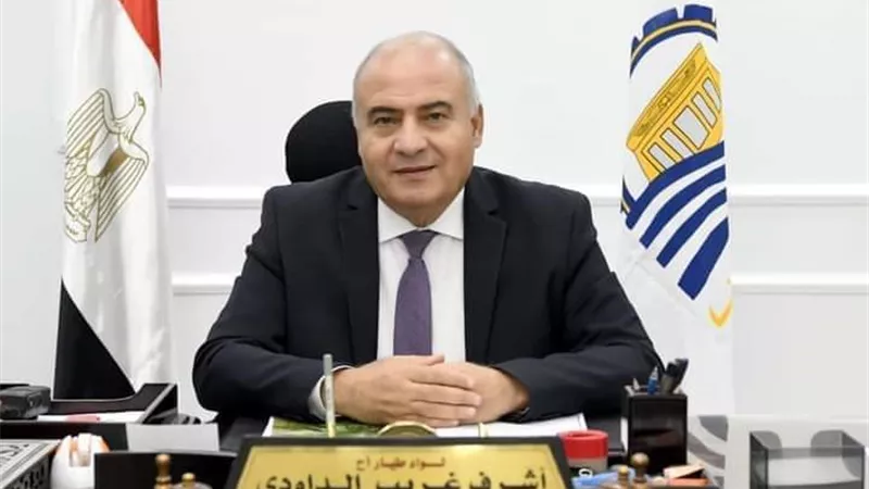 استجابه لأولياء الأمور.. محافظ قنا يقرر رفع كثافة فصول رياض الأطفال
