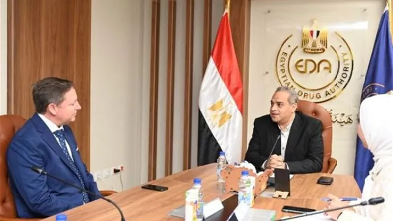 رئيس هيئة الدواء المصرية يستقبل رئيس شركة باير كونسيومر كير
