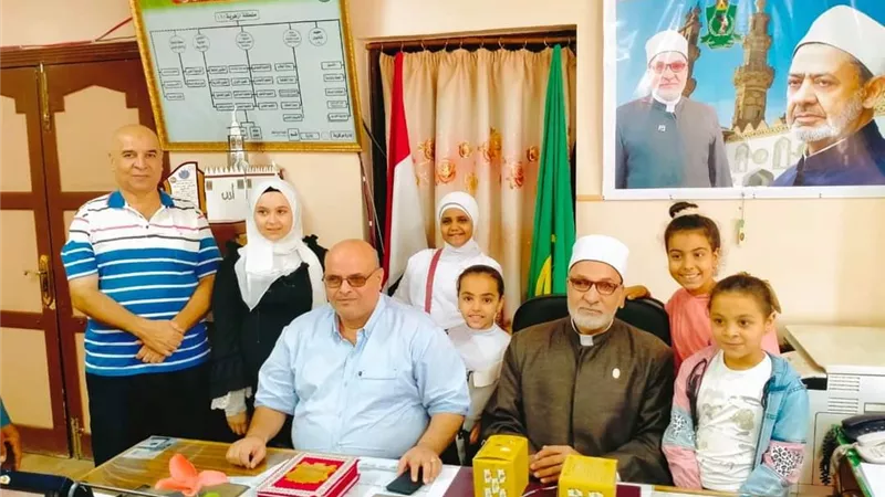 رئيس المنظمة العالمية لخريجي الأزهر فرع المنيا يستقبل وفد 