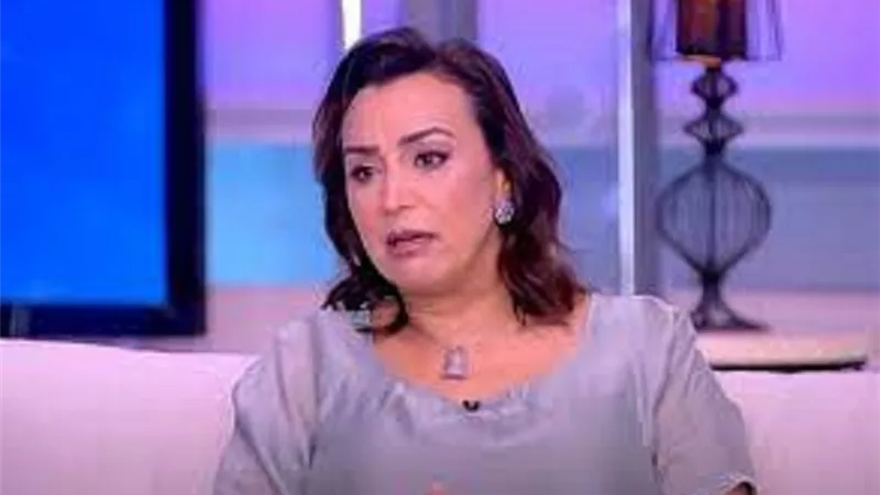 صفاء جلال ترد على منتقديها بسبب صورة ابنتها بالحجاب