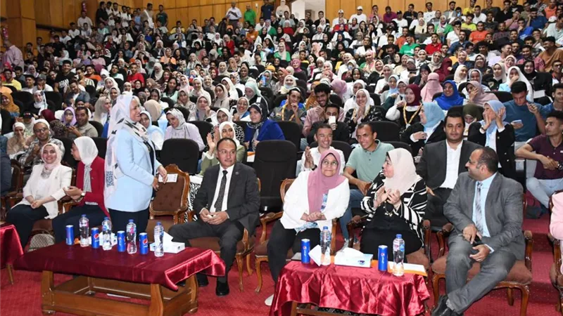بيطري القناة تستقبل دفعتها ال٣٧ ببرنامج تعريفي عن قاماتها الناجحة