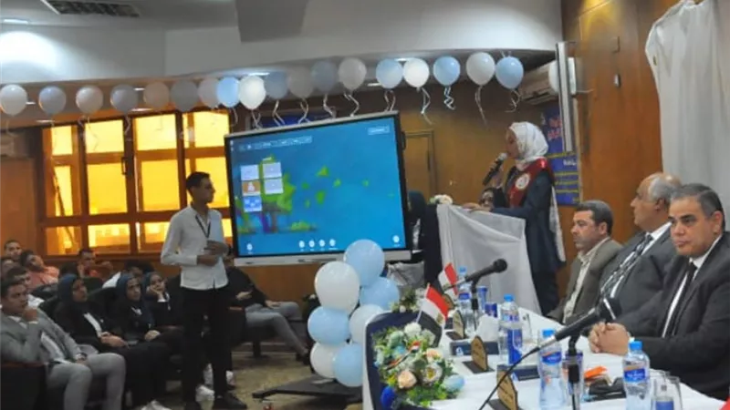 رئيس جامعة كفرالشيخ يشهد حفل استقبال الطلاب الجدد بكلية الهندسة