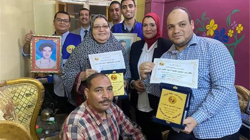 حماة الوطن باسيوط يواصل تكريمه للمحاربين واسرهم لاحياء ذكرى اكتوبر