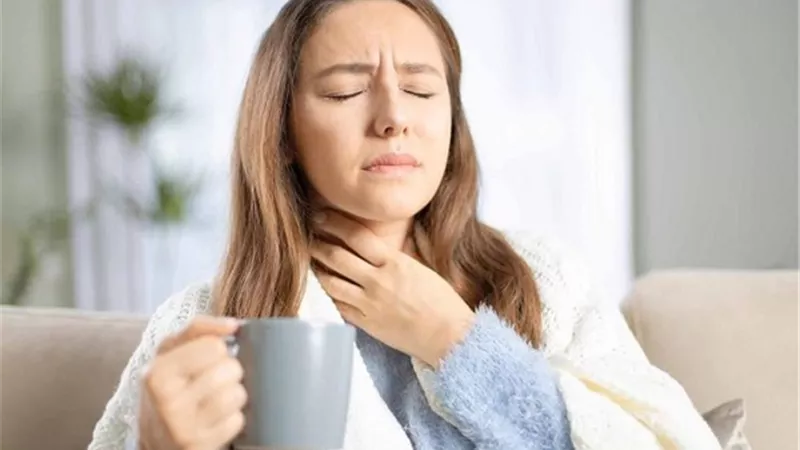 مشروبات لعلاج التهاب الحلق.. تعرف عليها