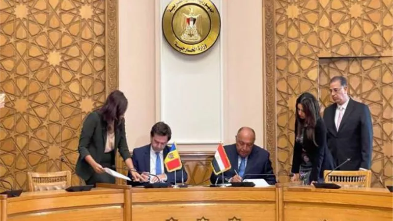 وزيرا خارجية مصر ومولدوفا يوقعان ثلاث مذكرات تفاهم