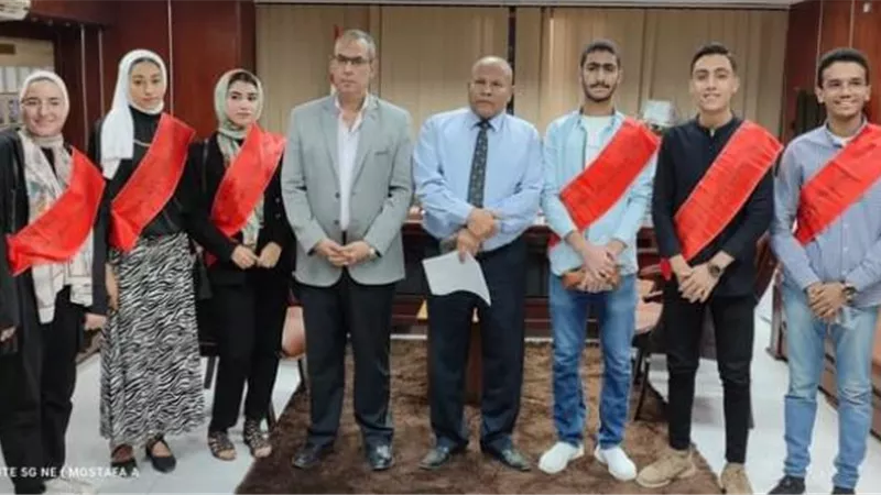 تعليم سوهاج تدعو لمؤتمرا طلابيا حول التغيرات المناخية و آثارها..صور