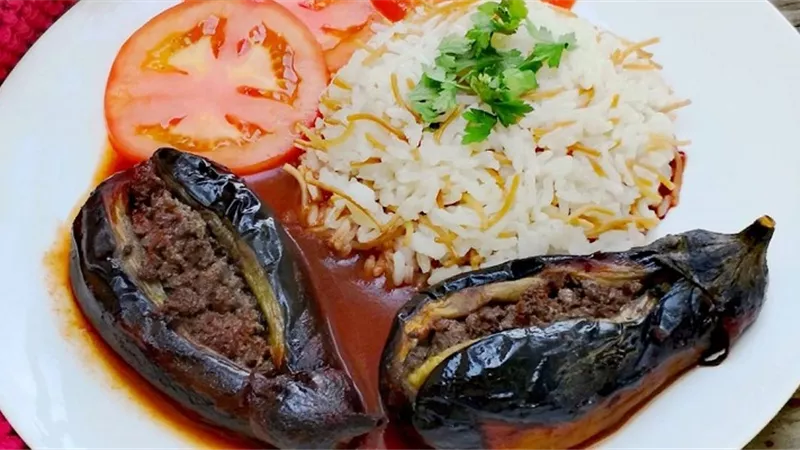طريقة عمل شيخ المحشي بالباذنجان