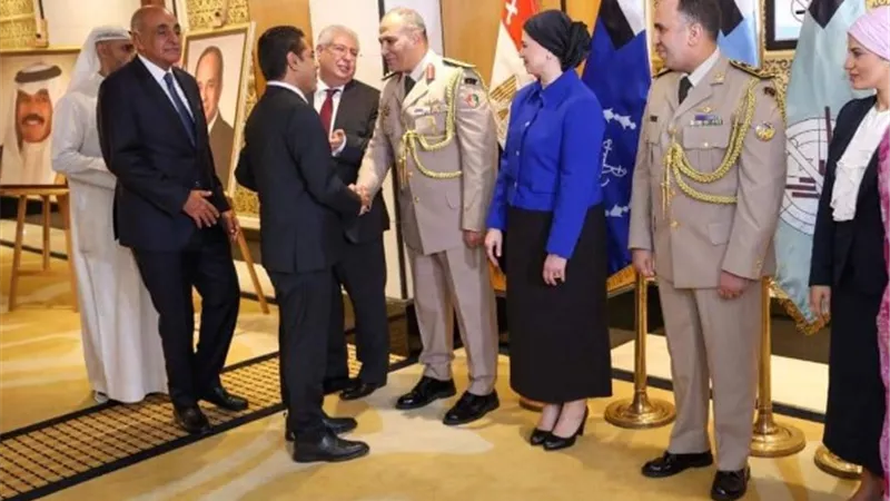 قنديل يشارك في احتفالية السفارة المصرية بالكويت بذكرى انتصارات أكتوبر