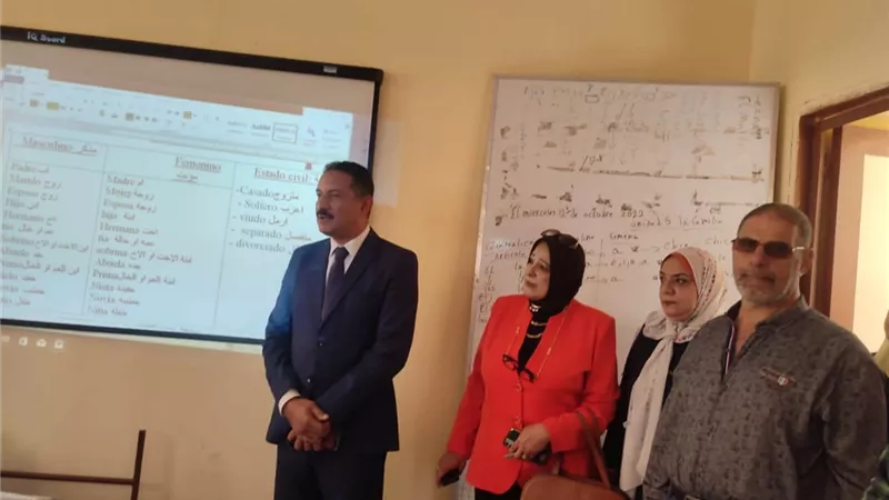 وكيل وزارة التعليم بالجيزة .. في مدارس أكتوبر