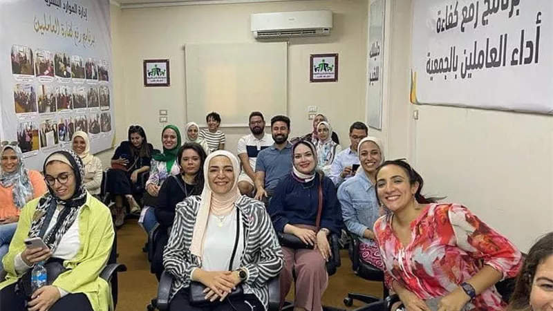 وفد الجامعة الأمريكية يزور المناطق السياحية