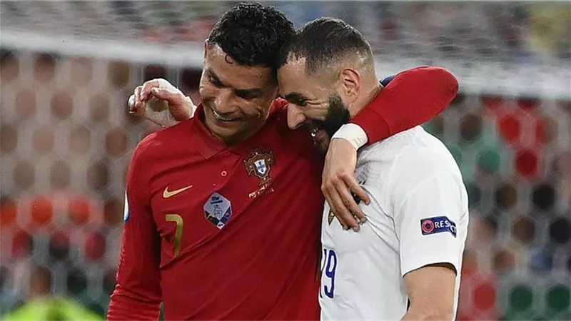 رونالدو يقرر حضور حفل الكرة الذهبية من اجل هذا اللاعب