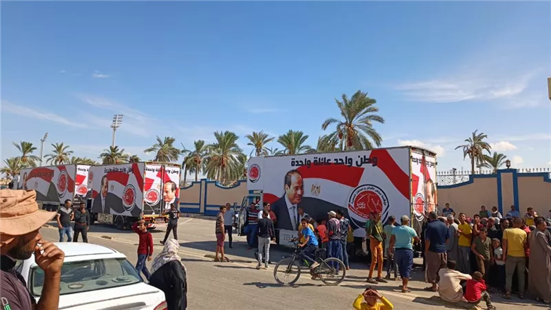 بالصور.. أول أيام قافلة مجلس القبائل والعائلات المصرية فى مدينة العريش