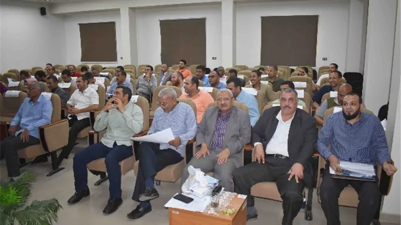 مياه سوهاج:تأمين مطابق الصرف الصحى والمحابس حفاظاً على حياة المواطنين