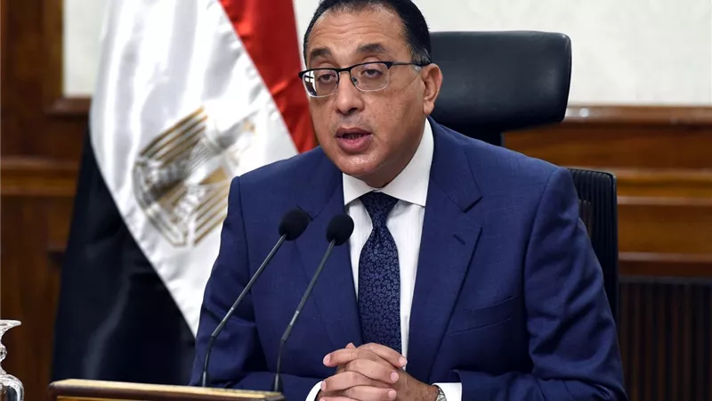 رئيس الوزراء يصل إلى شرم الشيخ لمتابعة ترتيبات انعقاد مؤتمر المناخ