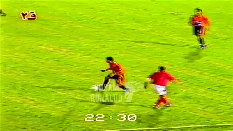 عبدالعزيز: هدف المنصورة في الأهلي بنهائي 96 تسلل صريح