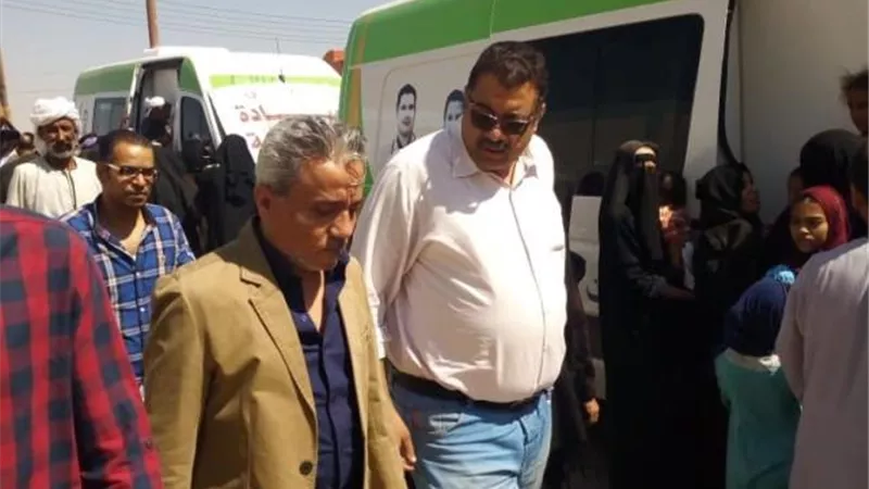 الكشف على ١٢٨٨ مواطن بقافلة طبية فى قنا