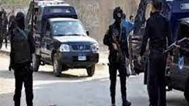 القبض على عصابة الشرطة المزيفة في المطرية حاولا سرقة مواطن