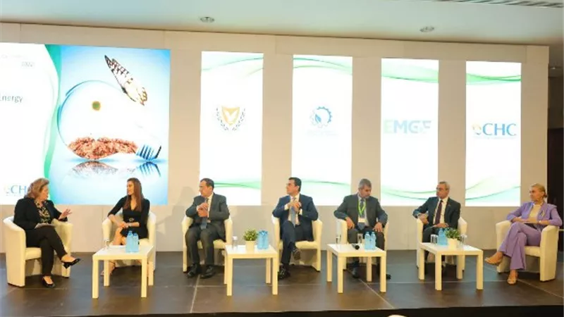 وزير البترول يشارك في مؤتمر منتدي غاز شرق المتوسط للتحول الطاقي بقبرص