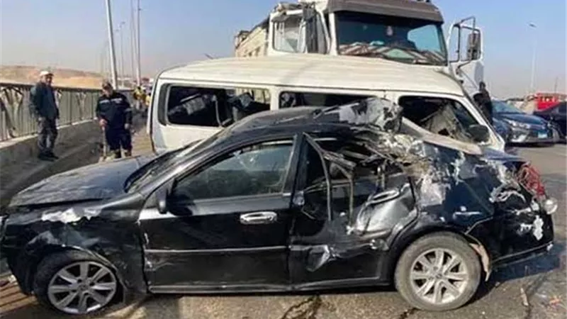 حادث الدائري.. يجذب رواد السوشيال ميديا